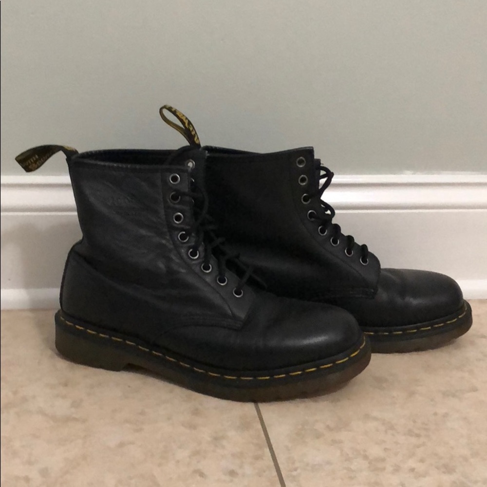 Doc Marten Pascal 8-eye Boots
